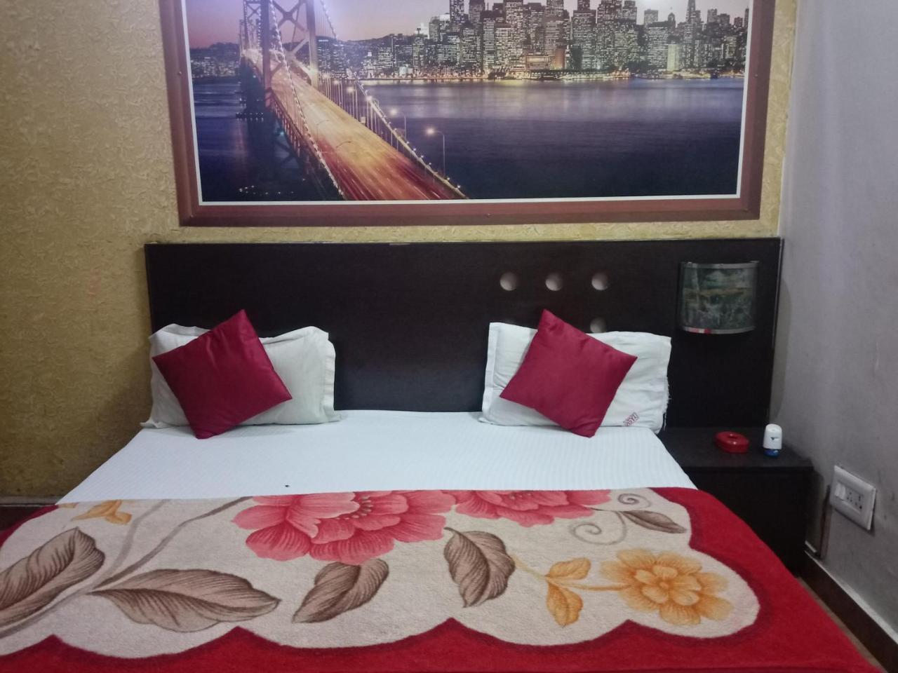 Yash Guest House New Delhi Extérieur photo